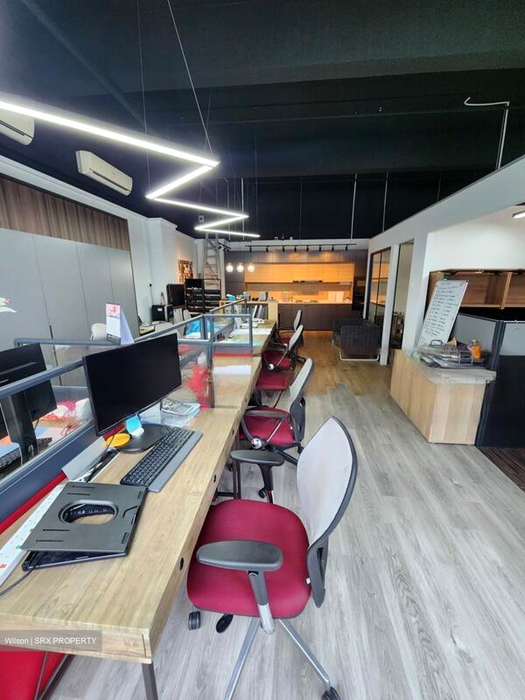 A'posh Bizhub (D27), Factory #458191841